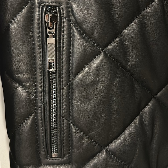 Leather quilted bomber jacket - Picture 3 of 4